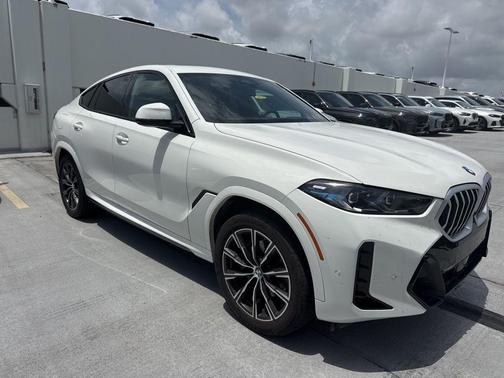 Alpine White 2025 BMW X6 xDrive40i