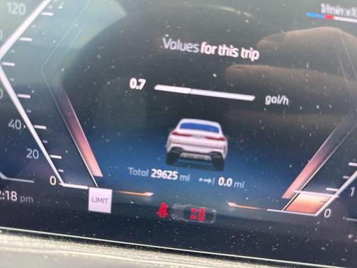 Alpine White 2025 BMW X6 xDrive40i