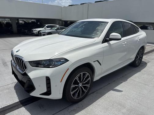 Alpine White 2025 BMW X6 xDrive40i
