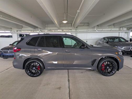 2026 BMW X5 M60i