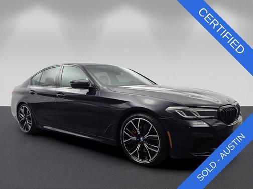 Carbon Black Metallic 2023 BMW 540 i