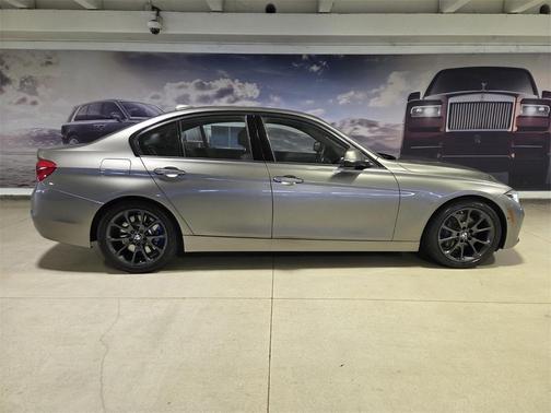 2016 BMW 328 i
