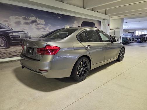 2016 BMW 328 i