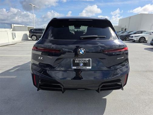 2026 BMW iX xDrive45