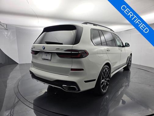 Alpine White 2024 BMW X7 xDrive40i