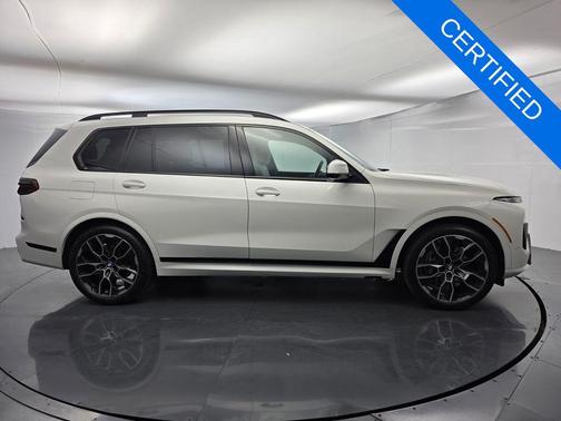 Alpine White 2024 BMW X7 xDrive40i