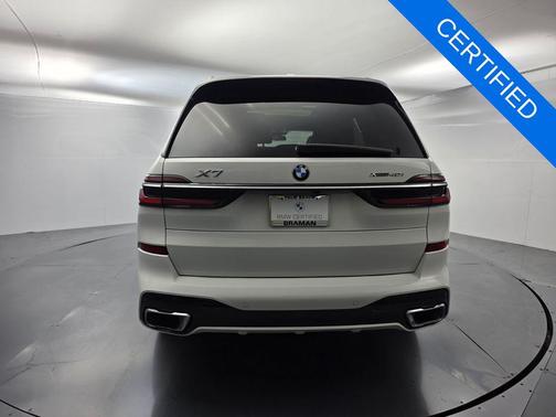 Alpine White 2024 BMW X7 xDrive40i