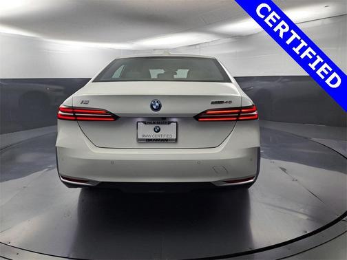 2024 BMW i5 eDrive40