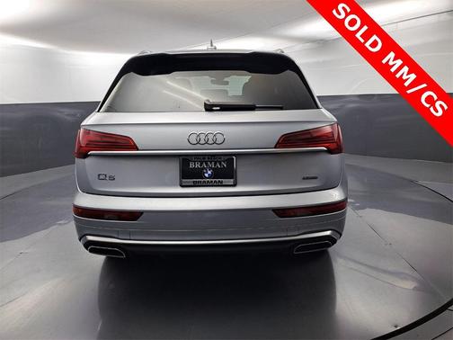 2023 Audi Q5 45 S line quattro Premium