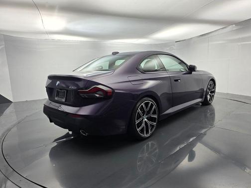 Metallic 2024 BMW 230 i
