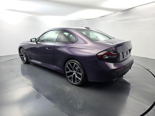 Metallic 2024 BMW 230 i