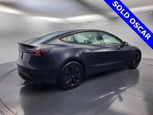 2025 Tesla Model 3 Long Range