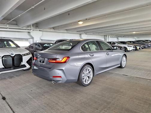 2025 BMW 330 i