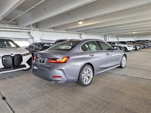 2025 BMW 330 i