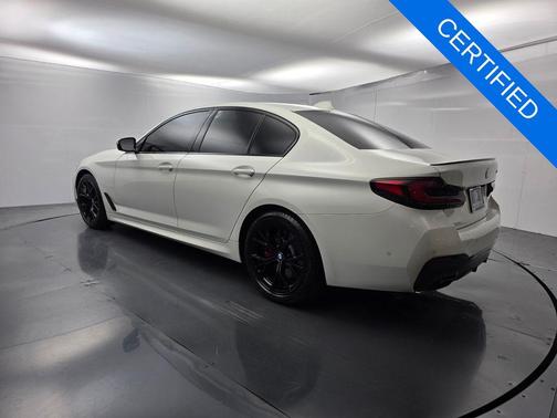 Alpine White 2023 BMW 530 i