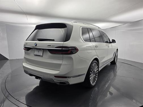 2026 BMW X7 xDrive40i