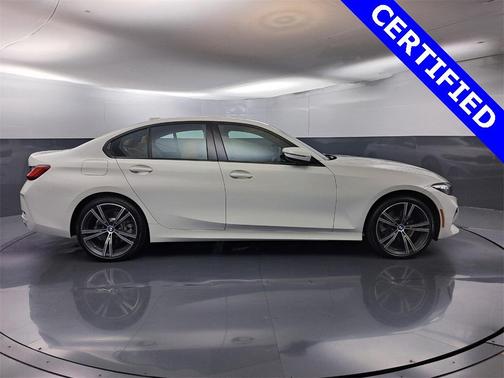 2023 BMW 330 i xDrive
