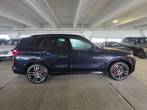 Carbon Black Metallic 2026 BMW X5 M60i