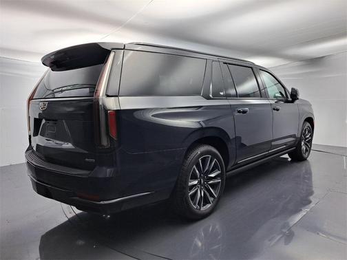2023 Cadillac Escalade ESV Sport Platinum