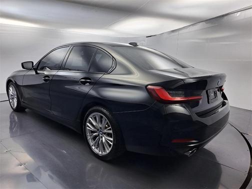 2023 BMW 330 i