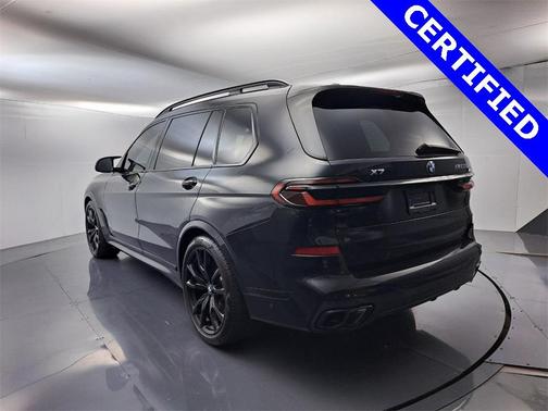 2024 BMW X7 M60i