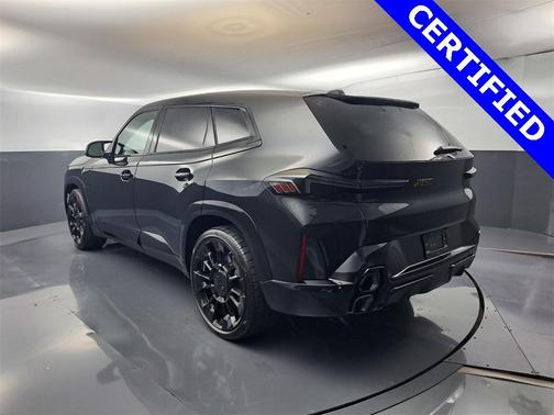 2025 BMW XM Base