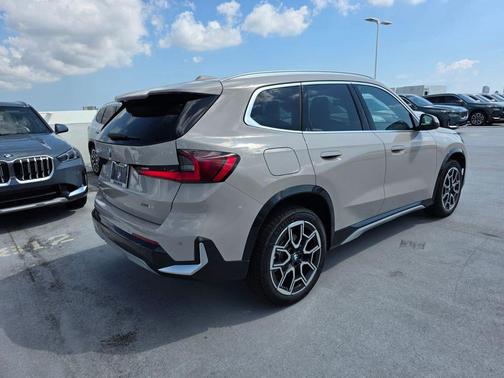 Dune 2026 BMW X1 xDrive28i