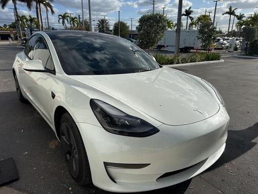 2023 Tesla Model 3 Base