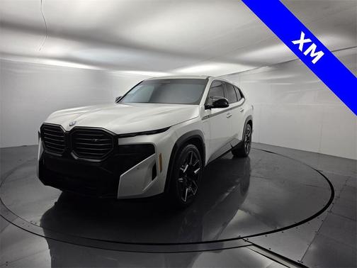 2023 BMW XM Base