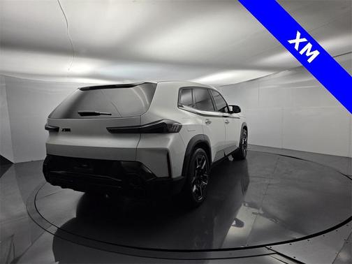 2023 BMW XM Base