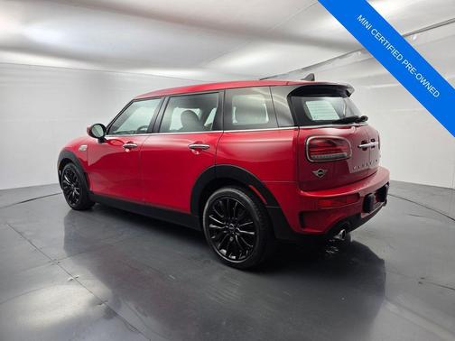 Chili Pepper Red 2023 MINI Clubman Cooper S