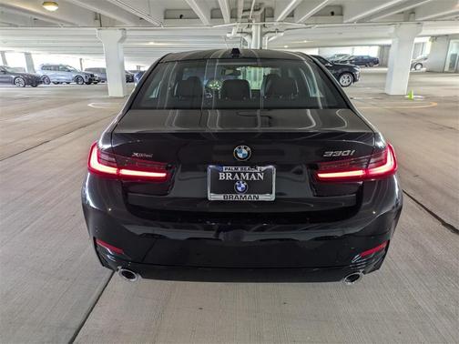 2025 BMW 330 i