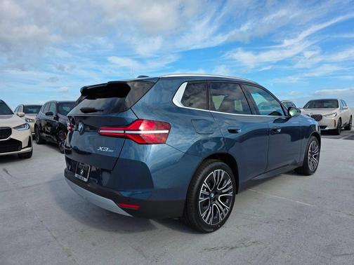 Arctic Race Blue Metallic 2026 BMW X3 30 xDrive