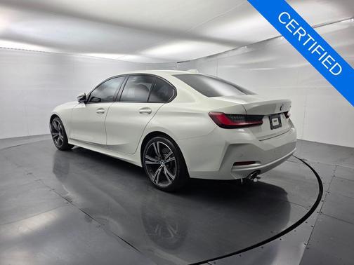 Alpine White 2023 BMW 330 i