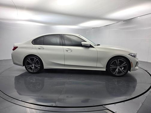 Alpine White 2023 BMW 330 i