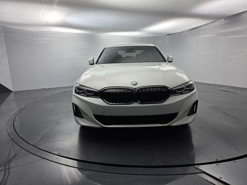 Alpine White 2023 BMW 330 i