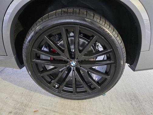 Gray Metallic 2026 BMW X5 xDrive40i