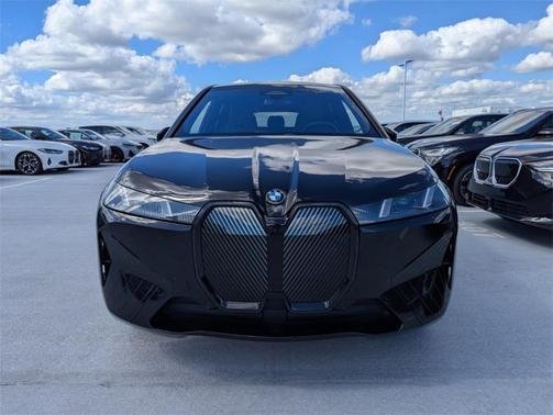 2026 BMW iX xDrive60