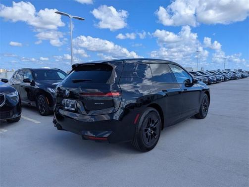 2026 BMW iX xDrive60