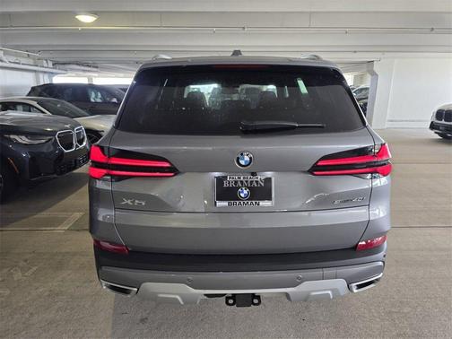 Gray Metallic 2026 BMW X5 sDrive40i