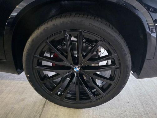 Tanzanite Blue II Metallic 2026 BMW X5 sDrive40i