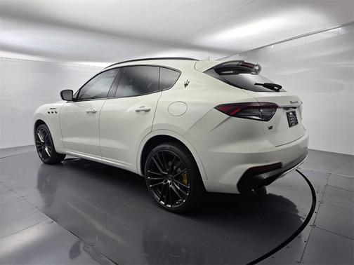2023 Maserati Levante Modena S