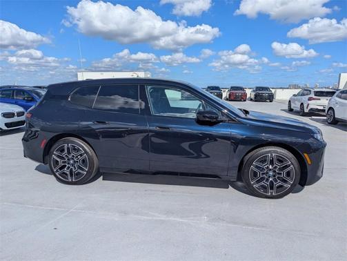 2026 BMW iX xDrive45