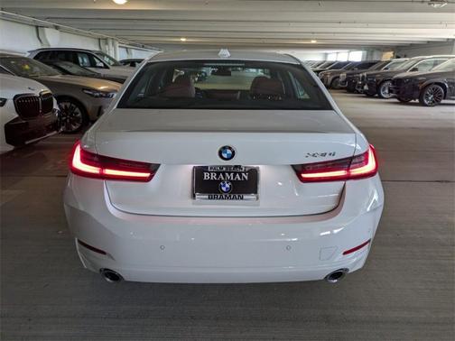2025 BMW 330 i