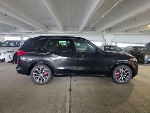 Black Sapphire Metallic 2026 BMW X5 sDrive40i
