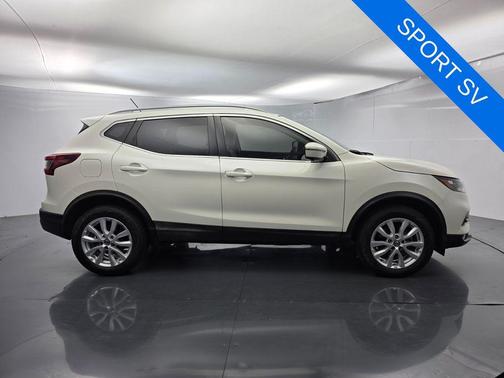 2020 Nissan Rogue Sport SV