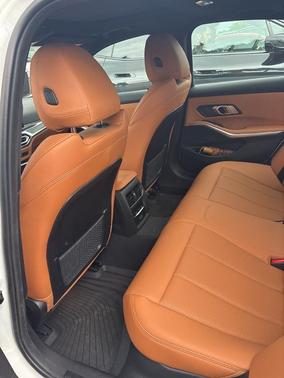 Alpine White 2023 BMW 330 i