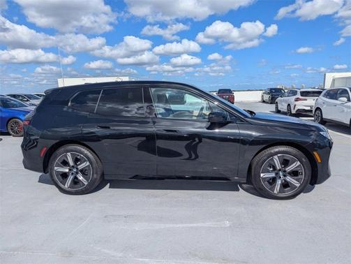 2026 BMW iX xDrive45