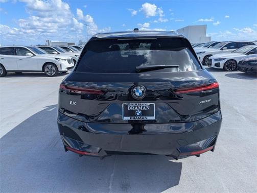 2026 BMW iX xDrive45