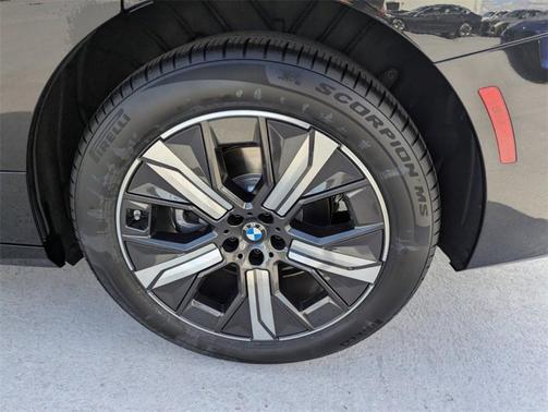 2026 BMW iX xDrive45